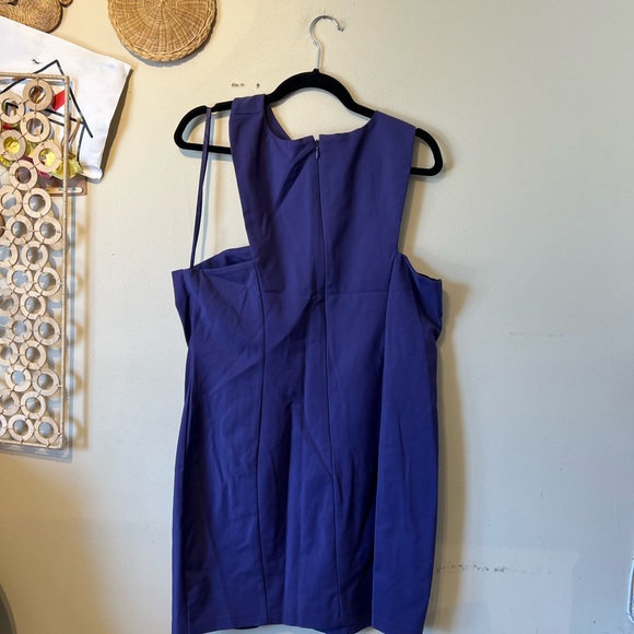 ASOS plus size 14 purple cut out chest area design…. - Picture 3 of 7